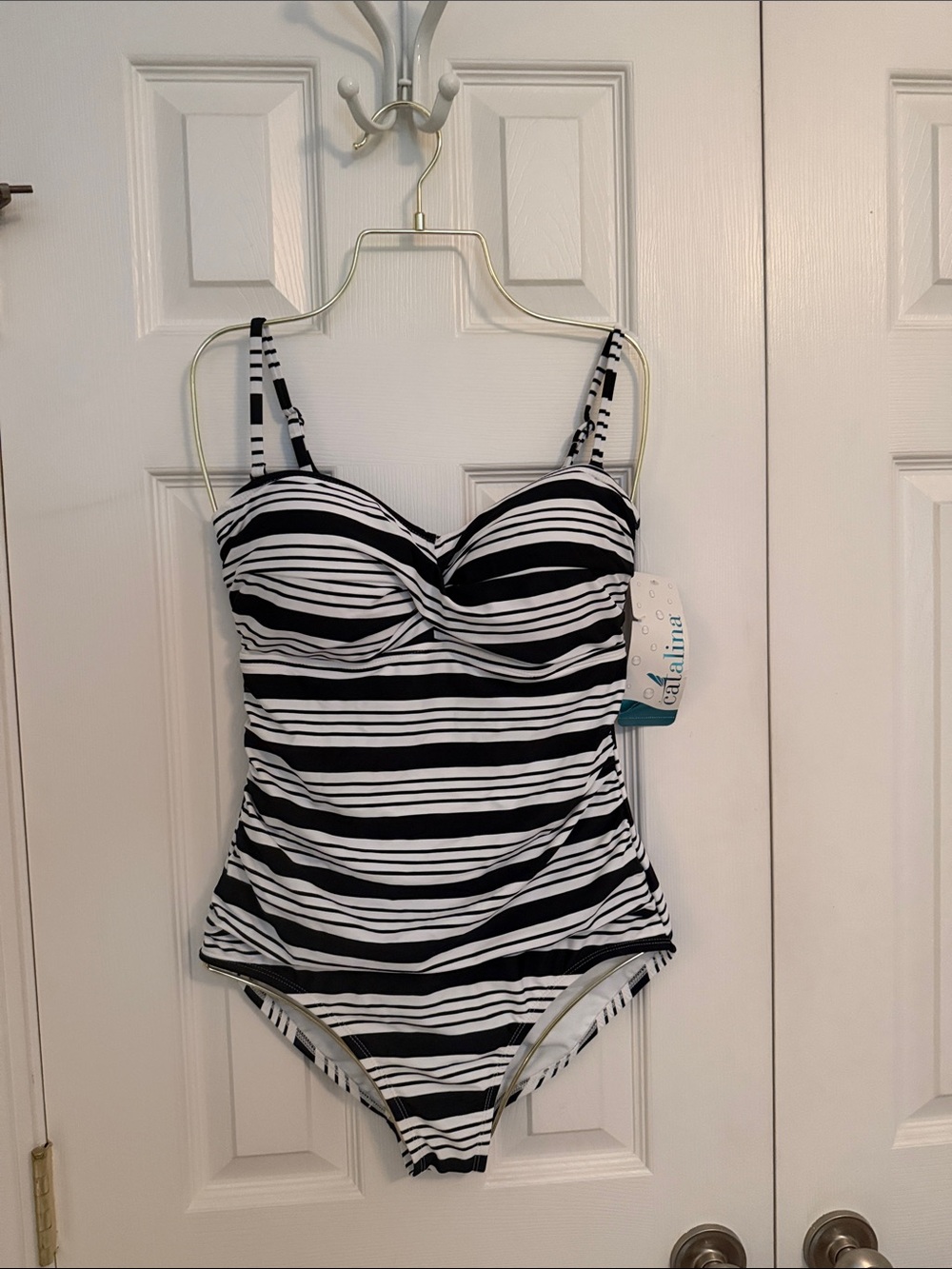 Catalina Black & White Striped One-Piece Swimsuit M NWT full coverage